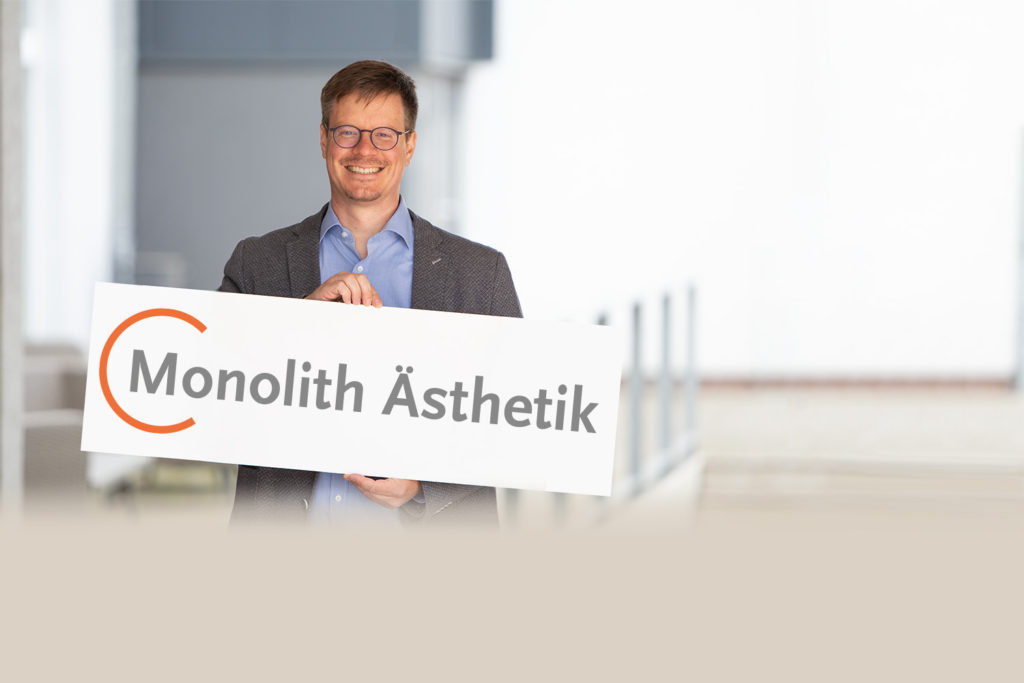 Lücke geschlossen – Monolith Ästhetik